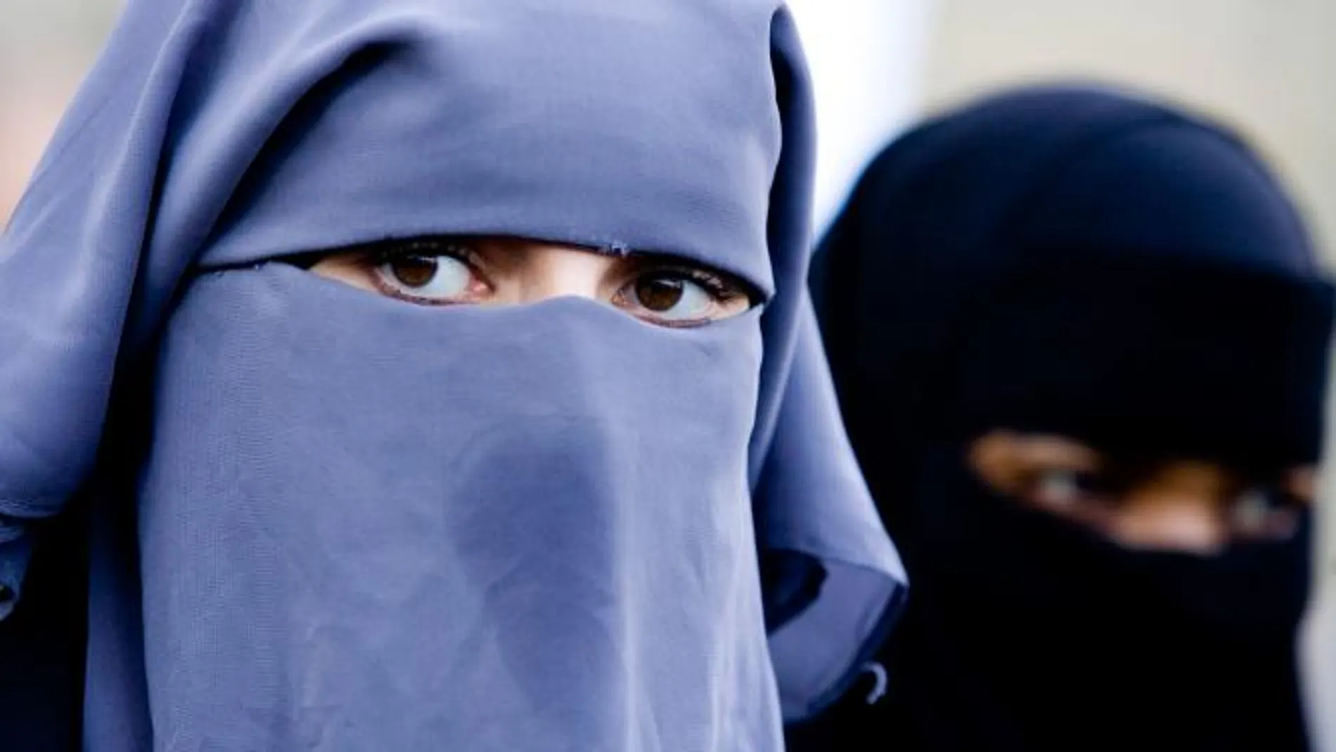 Dos primeras multas de un tribunal en Francia contra mujeres con niqab