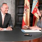 El presidente de la Generalitat y la consellera de Agricultura, ayer durante su reunión