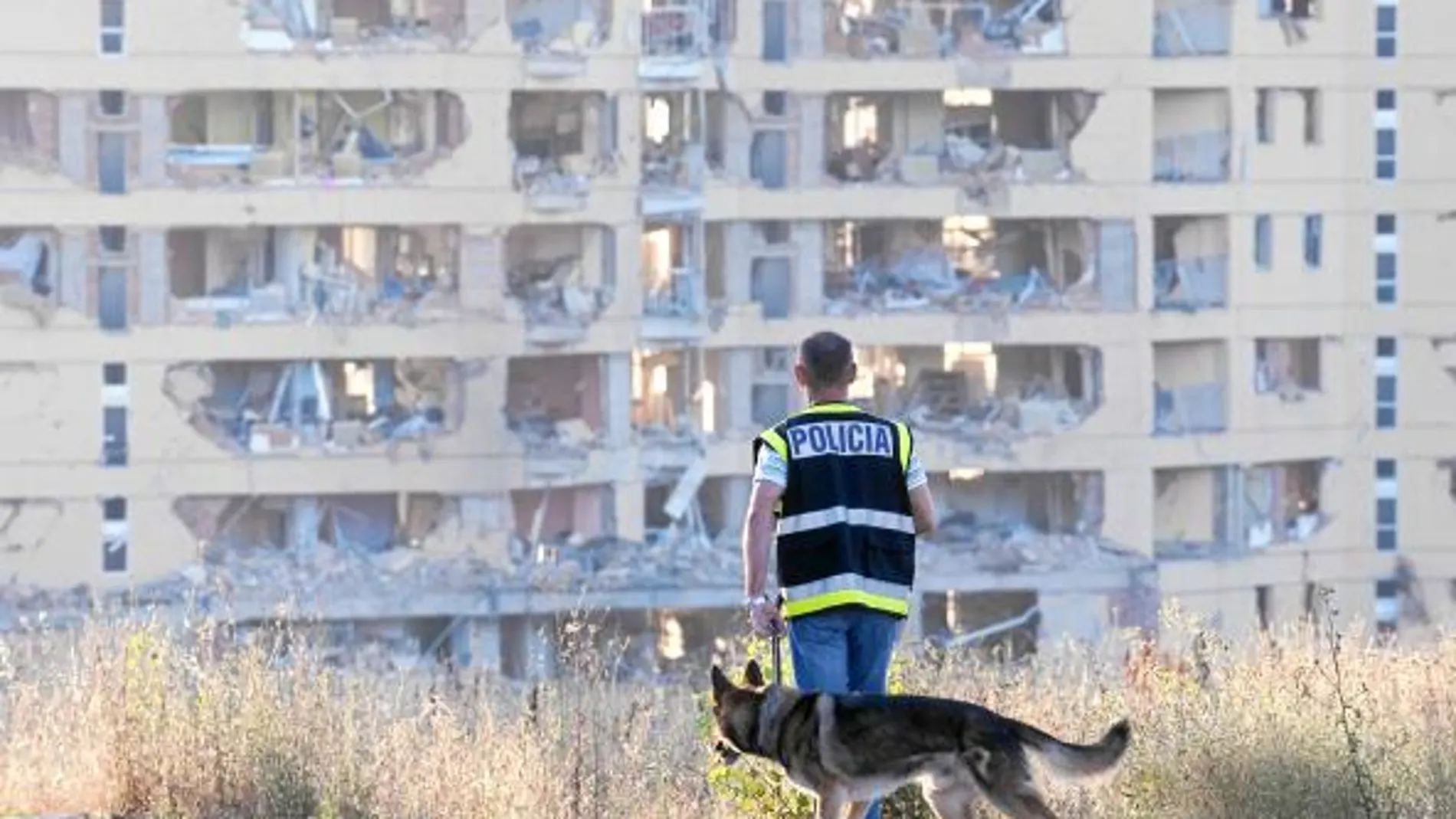 Castilla y León también ha vivido los zarpazos de la banda ETA. En la imagen, el atentado de Burgos, en 2009