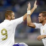 Benzema y Pepe celebran un gol ante el Tianjin Teda chino celebfrpretemporada