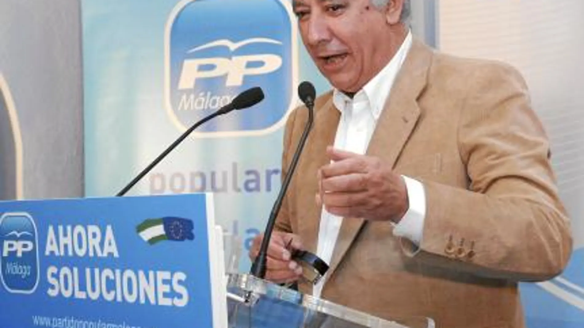 El presidente del PP-A cree que «mientras Andalucía progrese», el PSOE «va perdiendo poder y poder» en la comunidad
