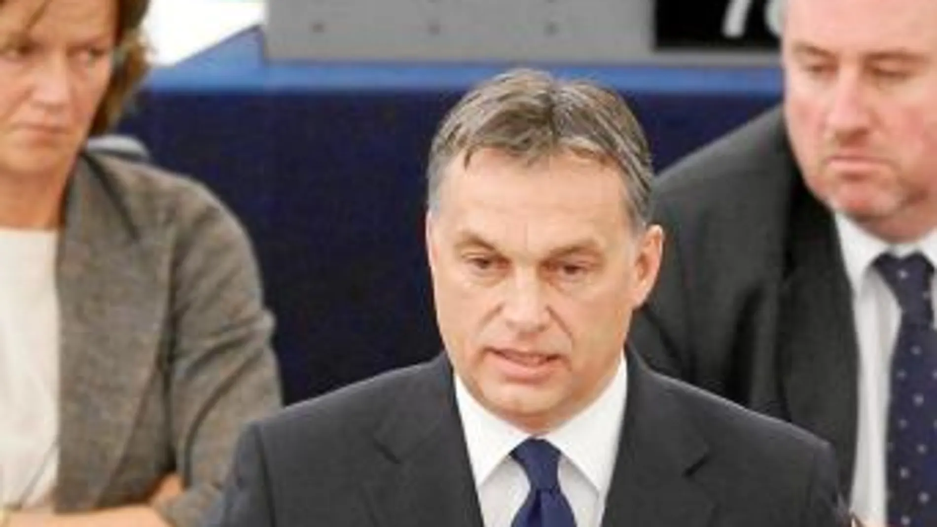 Hungría cede ante la presión de Bruselas
