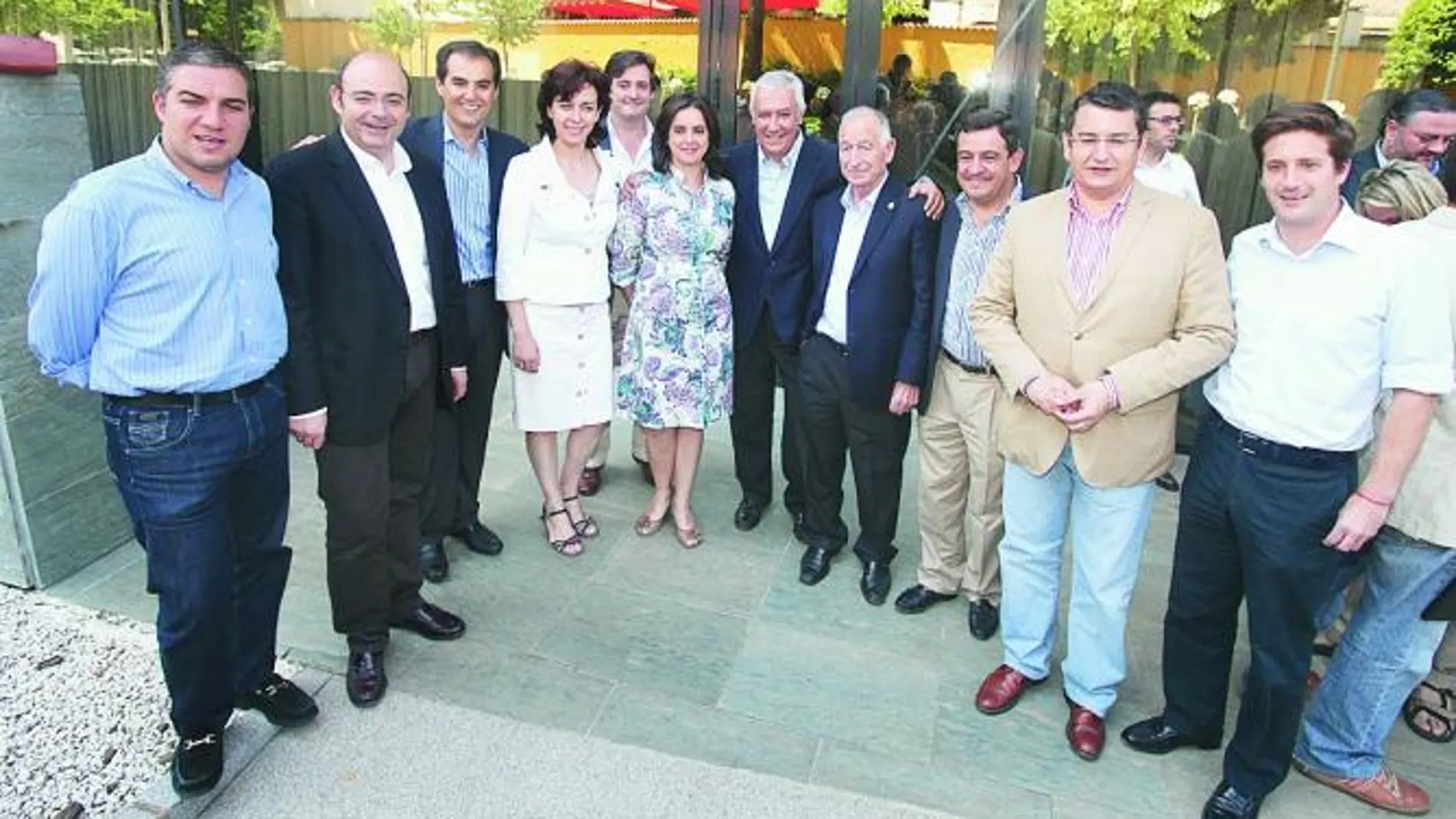 Arenas, ayer con los futuros presidentes de las cinco diputaciones que ha ganado el PP