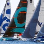 Los competidores, agrupados durante la salida de una de las mangas ayer en aguas de Marsella