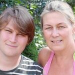 Knut, y su madre, Gina, se salvaron del plan de Breivik