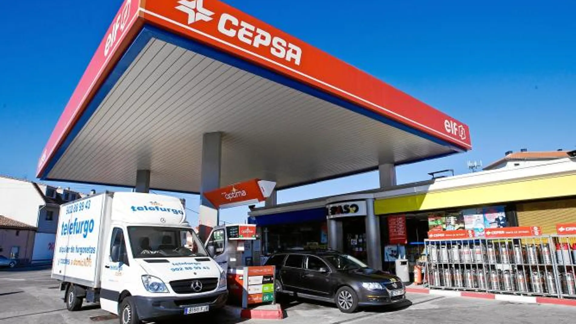 El consumo de gasóleo profesional cae más de la mitad por el céntimo sanitario