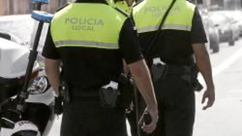 Un grupo de agentes cobraba tasas irregulares