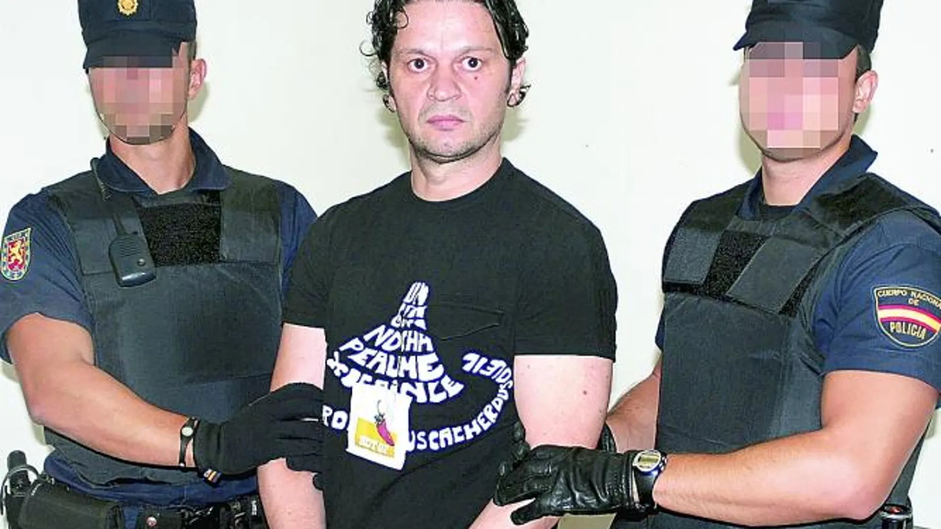 Ladrones de ida y vuelta por Francisco Pérez Abellán