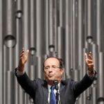Hollande podría batir a Sarkozy en las presidenciales si sale elegido