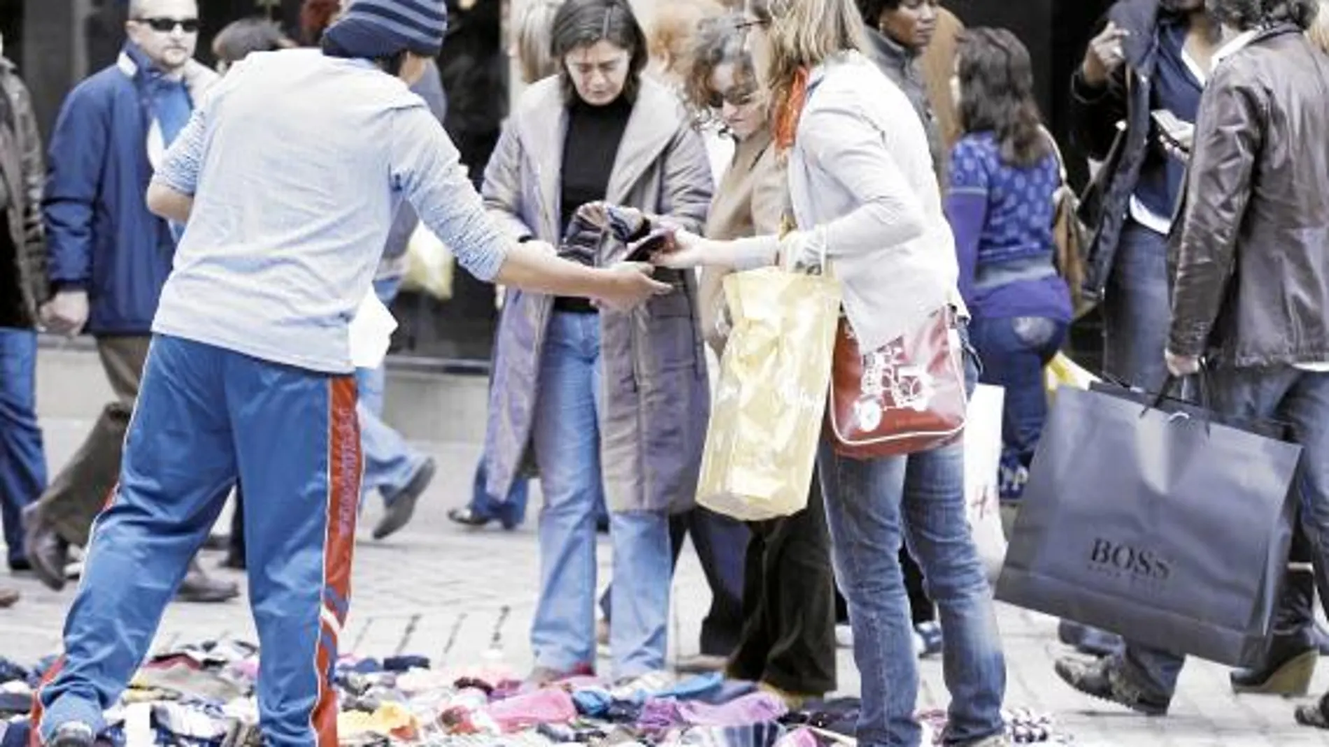 Si aflorasen todas las actividades de la economía sumergida, se podría reducir la presión fiscal en más de 4,5 puntos