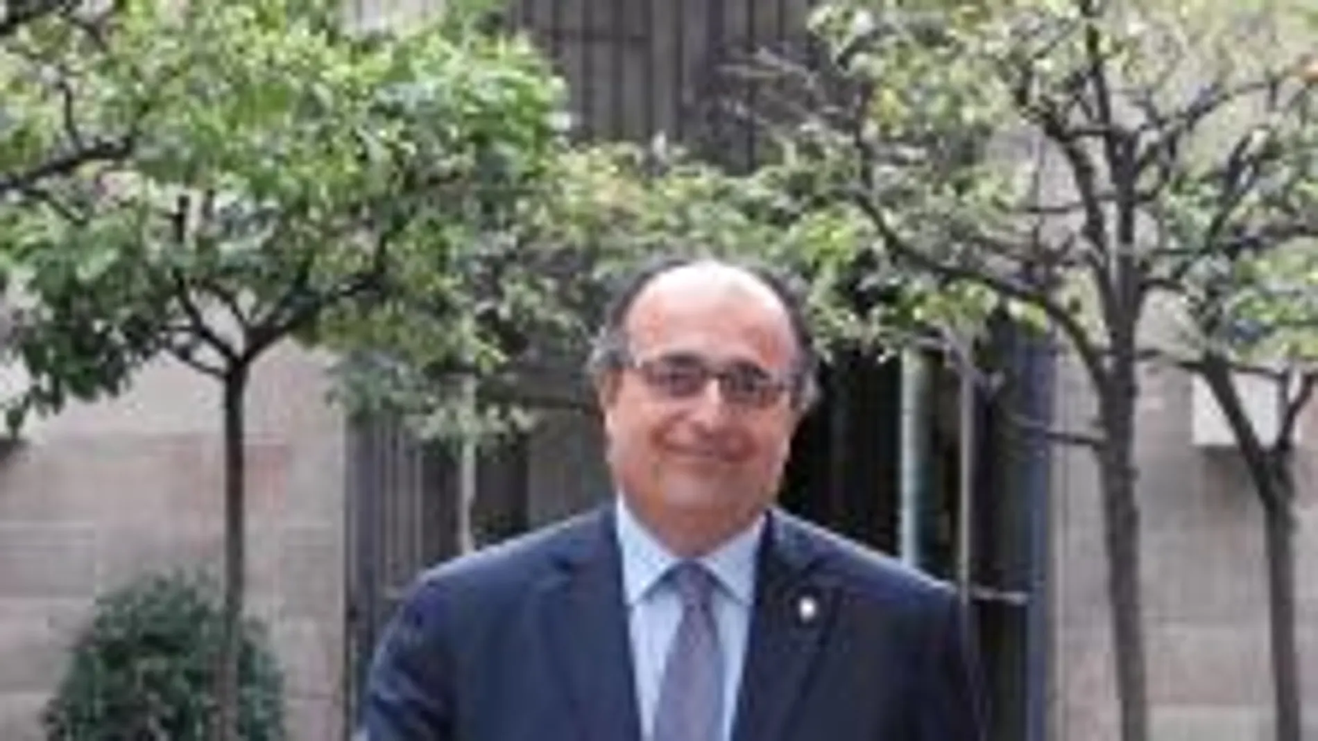 Jaume Amat tomó ayer posesión como síndico mayor de la Sindicatura de Comptes en el Palau de la Generalitat