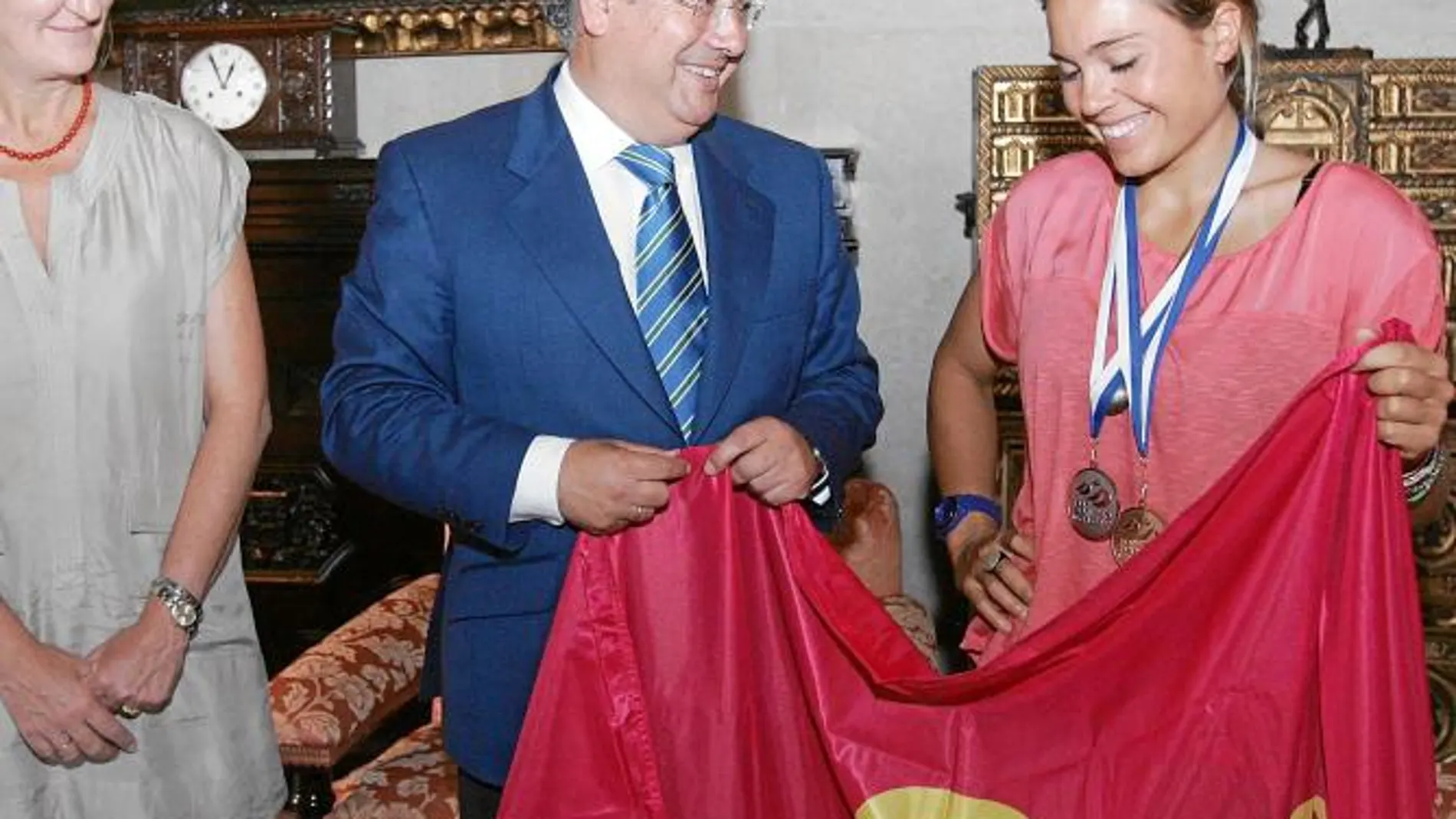 Recepción a Blanca Manchón