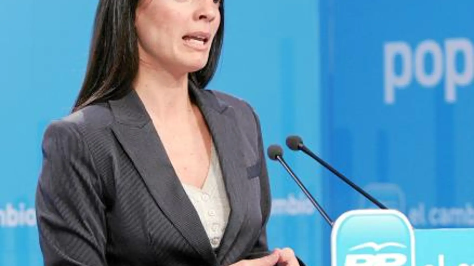 Cuatro personas vinculadas al PSOE, intrusos en ERE que paga la Junta