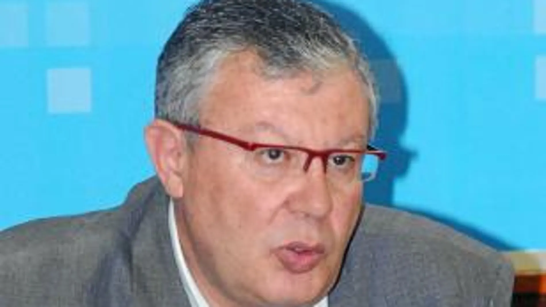 El portavoz regional del Partido Popular, Jose Antonio Ruiz Vivo