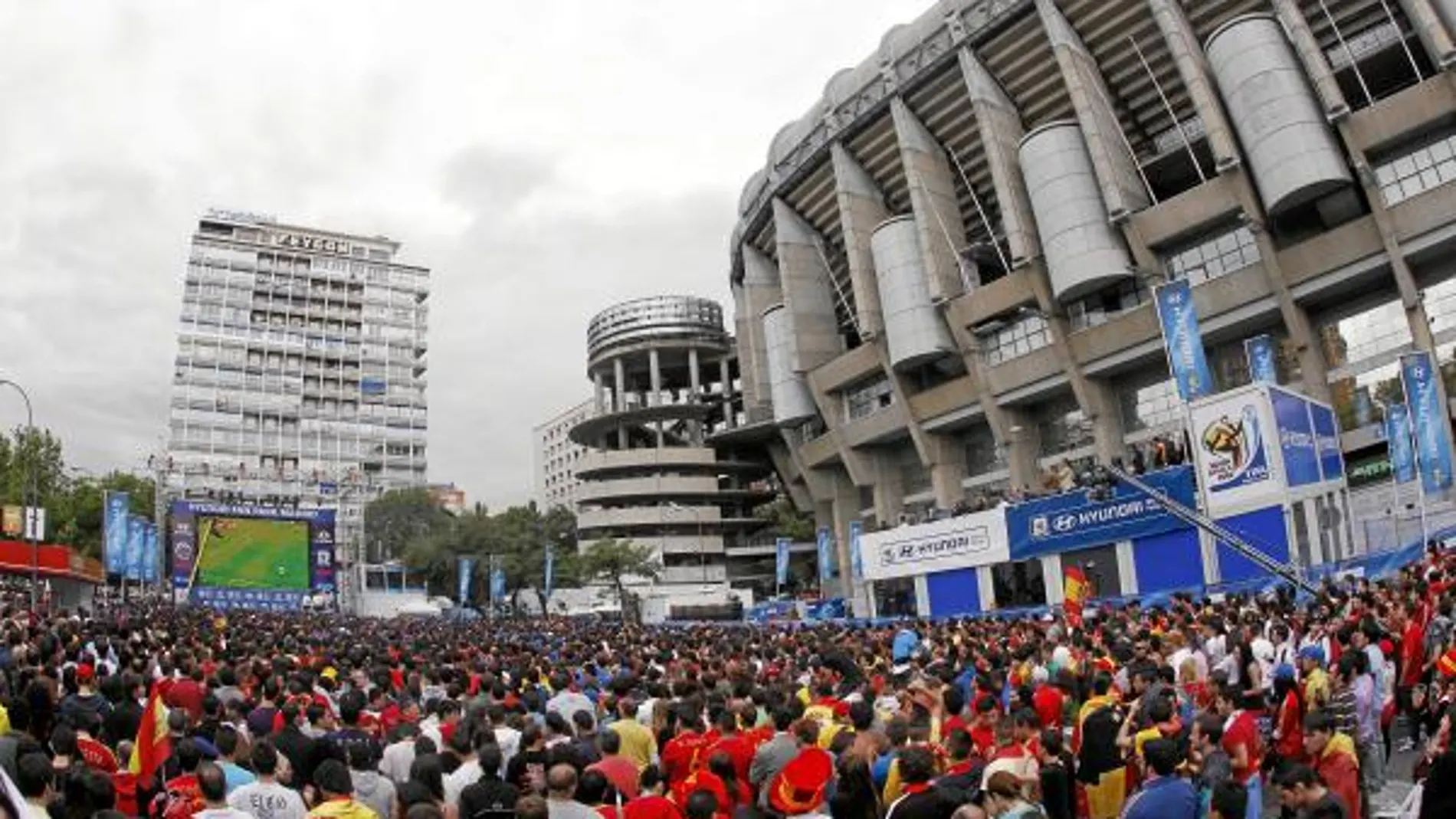 El altercado tuvo lugar cerca del Bernabéu, donde se instalaron pantallas para seguir los partidos del Mundial