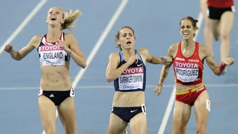 Natalia Rodríguez, tercera por la derecha, fue bronce