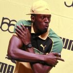 Bolt, con pose chulesca el día antes del comienzo del Mundial