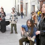 Un grupo de músicos se movilizó ayer para evitar que se les impida tocar en la calle