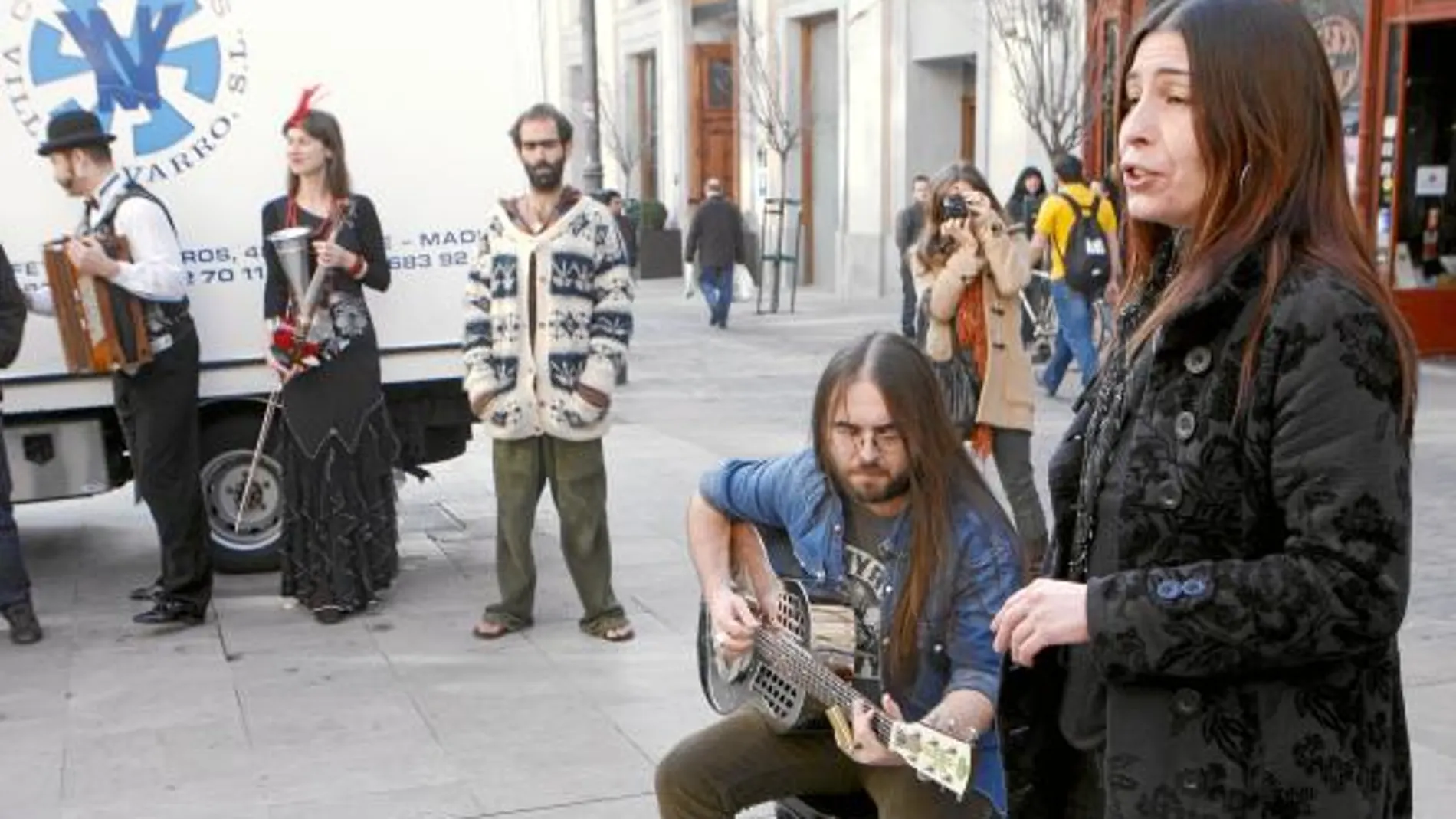 Un grupo de músicos se movilizó ayer para evitar que se les impida tocar en la calle