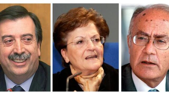 El vicepresidente del TC, Eugeni Gay, y los magistrados Elisa Pérez y Javier Delgado, presentaron hoy su renuncia