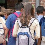 VUELTA al cole. Hoy inician el curso las clases de Primaria y a partir del miércoles harán lo propio las de Secundaria