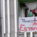 Ésta es la historia de los vecinos de la calle Fuenlabrada que resultaron beneficiarios del Plan Municipal de 2005 de Gómez, pero –dicen– «nos dio un piso tercermundista y se desentendió de todos los problemas que nos ha causado».