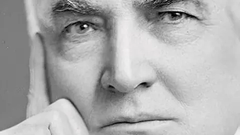 Warren G. Harding bajó impuestos y aumentó la austeridad