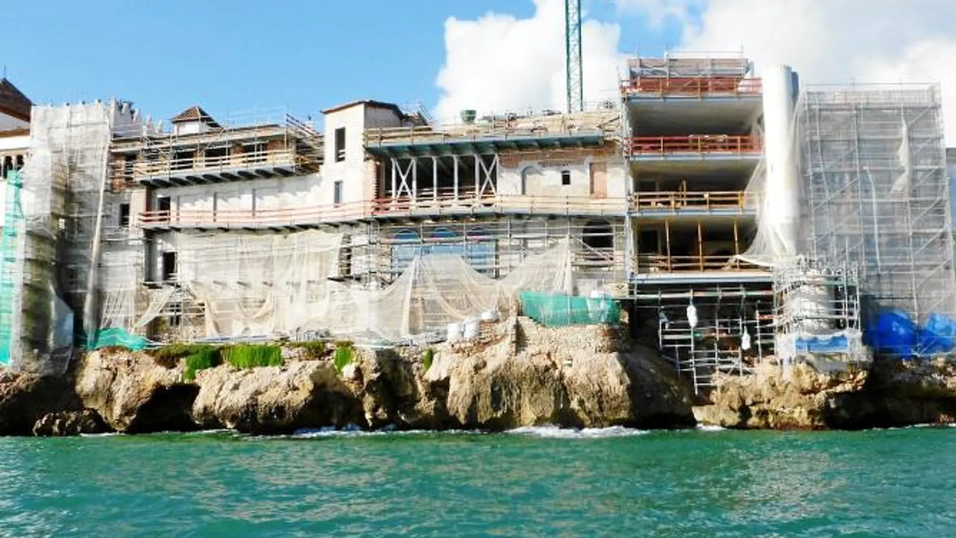 La presión popular logra salvar el modernismo de Sitges
