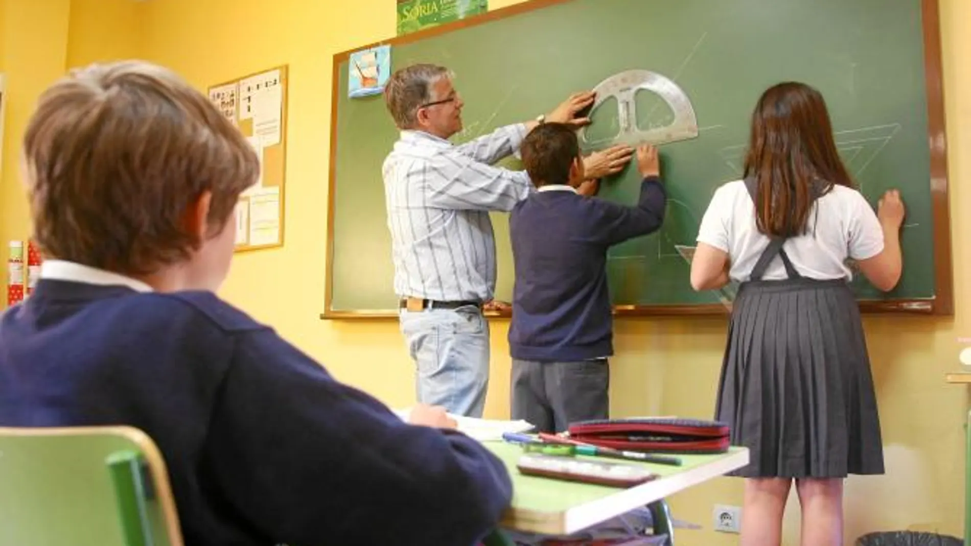 Murcia aúna fuerzas para lograr una mejor convivencia en las aulas