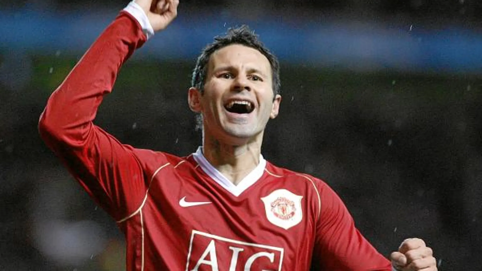 Ryan Giggs celebró ayer el vigésimo aniversario de su debut con el club londinense que entrena Alex Ferguson