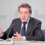 El portavoz José Antonio de Santiago-Juárez explica los acuerdos aprobados por el Consejo de Gobierno