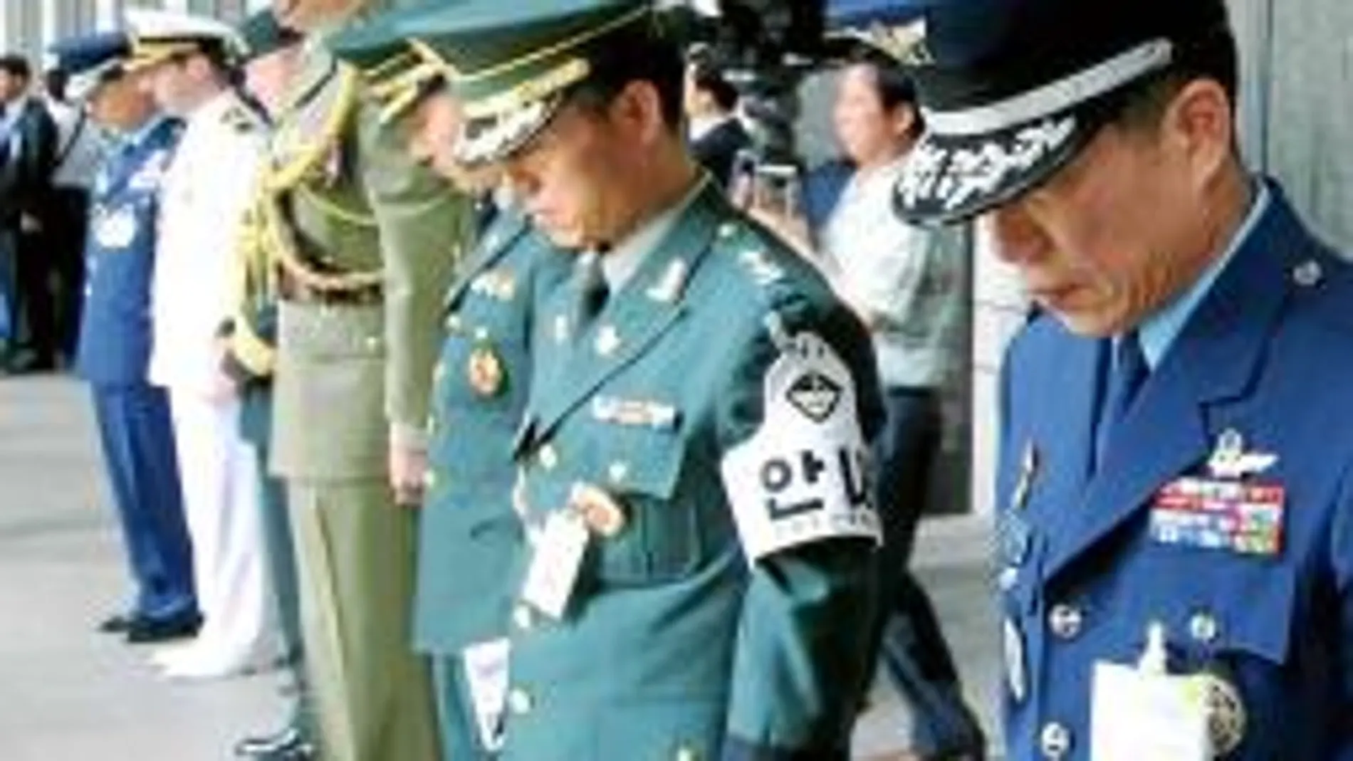 Militares de 21 países, ayer, en Seúl