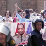  Los militares no tiran contra Mubarak