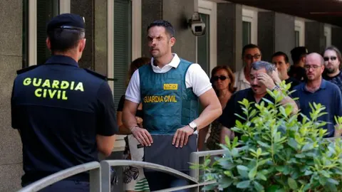 Detenidos Teddy Bautista y otros ocho miembros de la SGAE