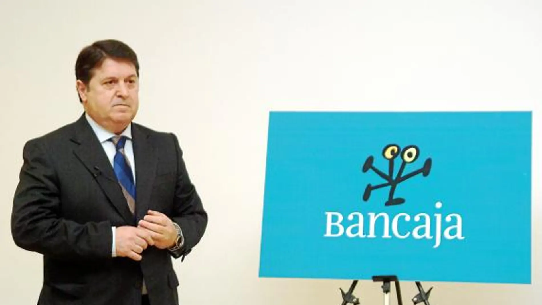 En la imagen, el presidente de la Fundación Bancaja, José Luis Olivas. La entidad se ha convertido en colaboradora del Año del Alzhéimer