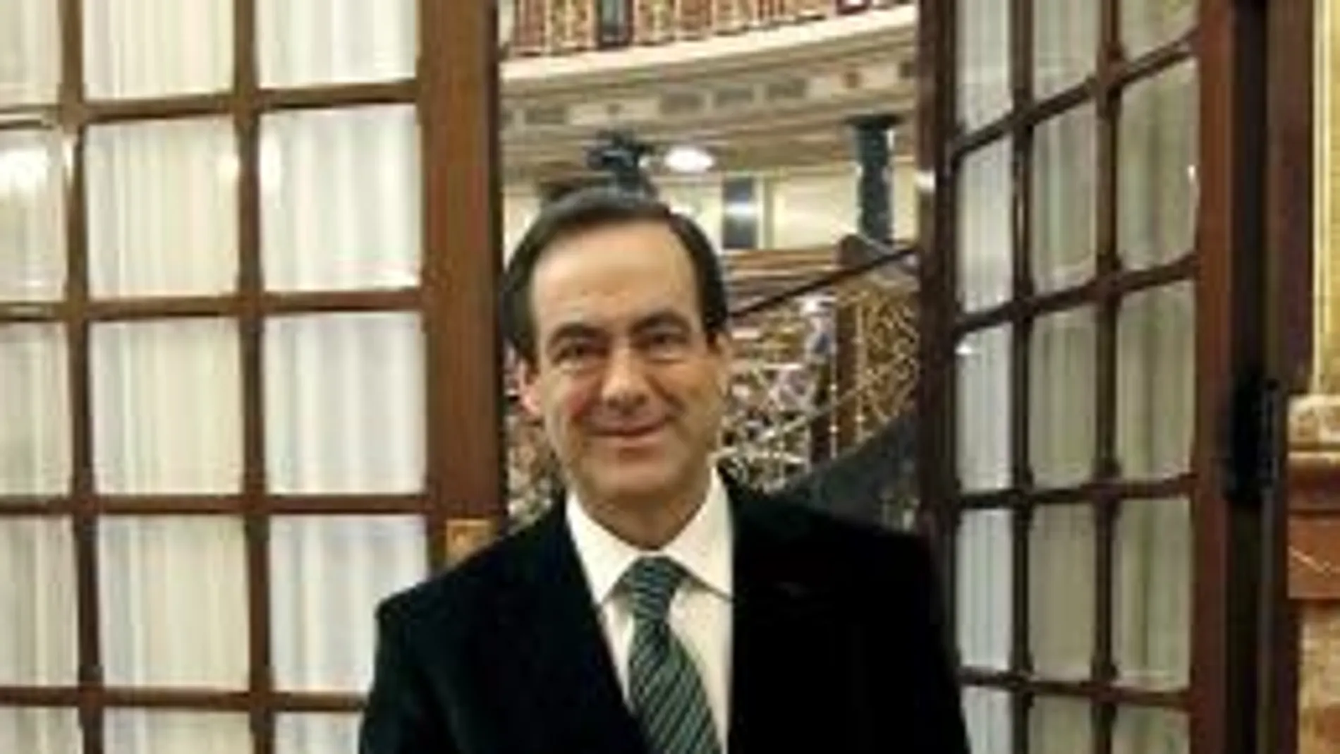 José Bono defiende a Zapatero de las acusaciones de cobardía por parte de Eguiguren