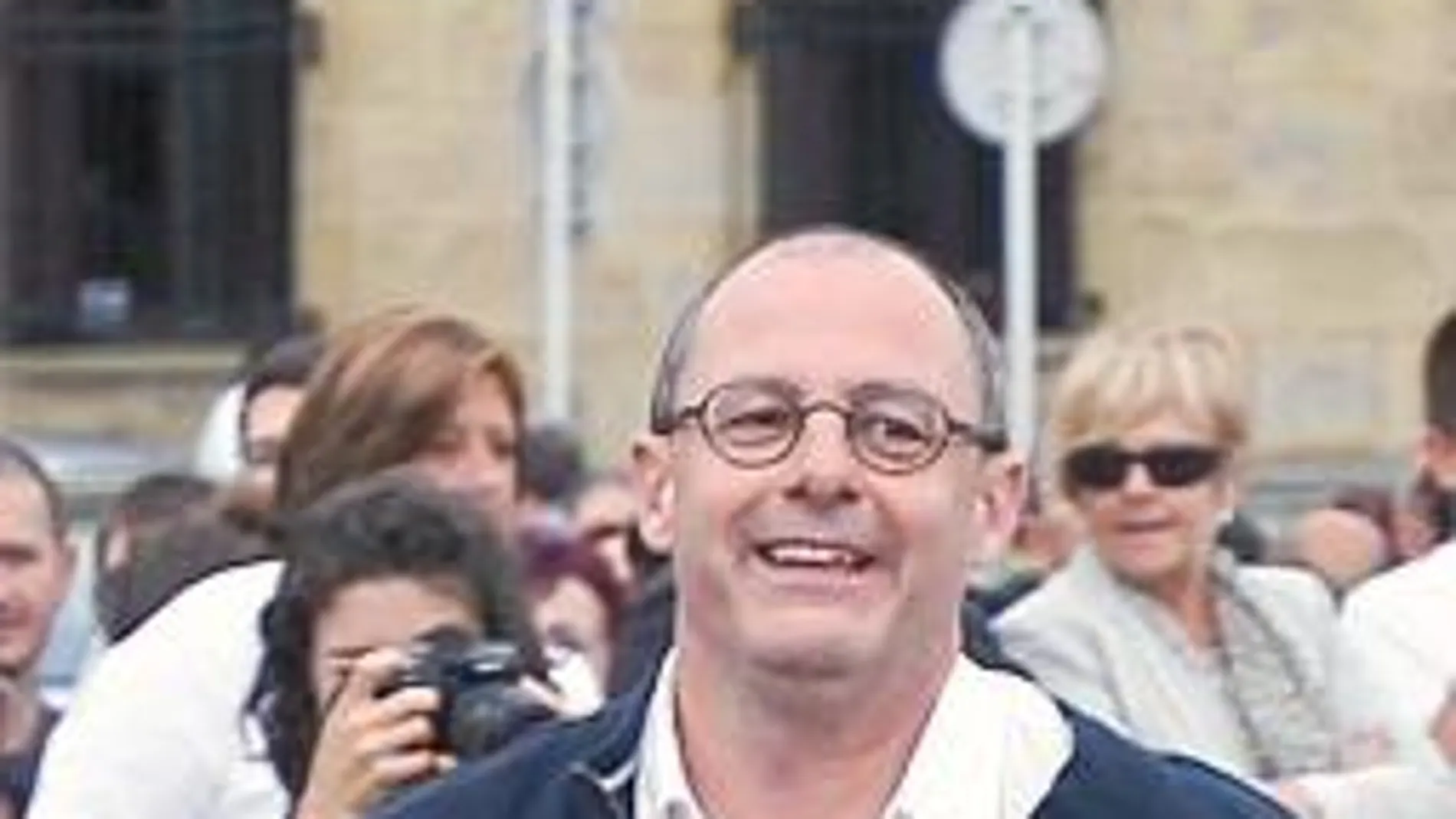Juan Carlos Izagirre, alcalde de San Sebastián, centro de la polémica