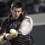Djokovic arrolla en su debut en Miami