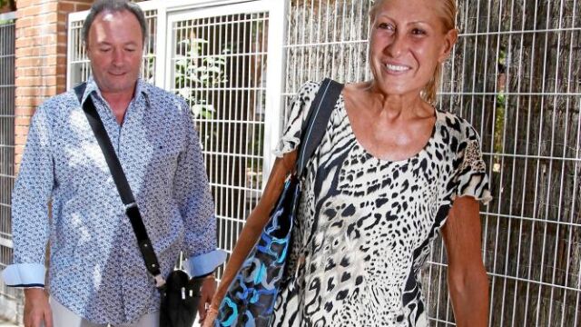 «Bonito gesto para quien mientras duró el matrimonio con Rocío no estuvo entre sus preferidas»