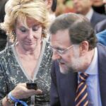 Aguirre y Rajoy durante el acto al que asistieron juntos en Alcobendas