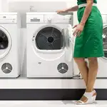 Muestra de lavadoras en una feria de electrodomésticos