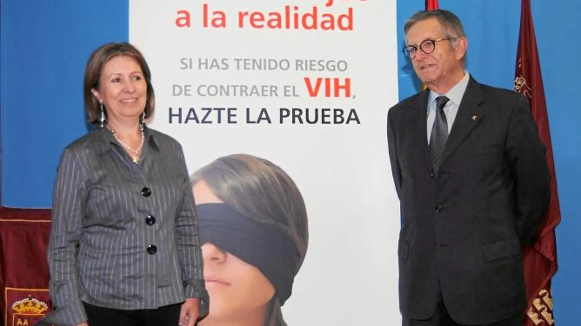 Palacios y García, ayer en la presentación de la campaña de prevención