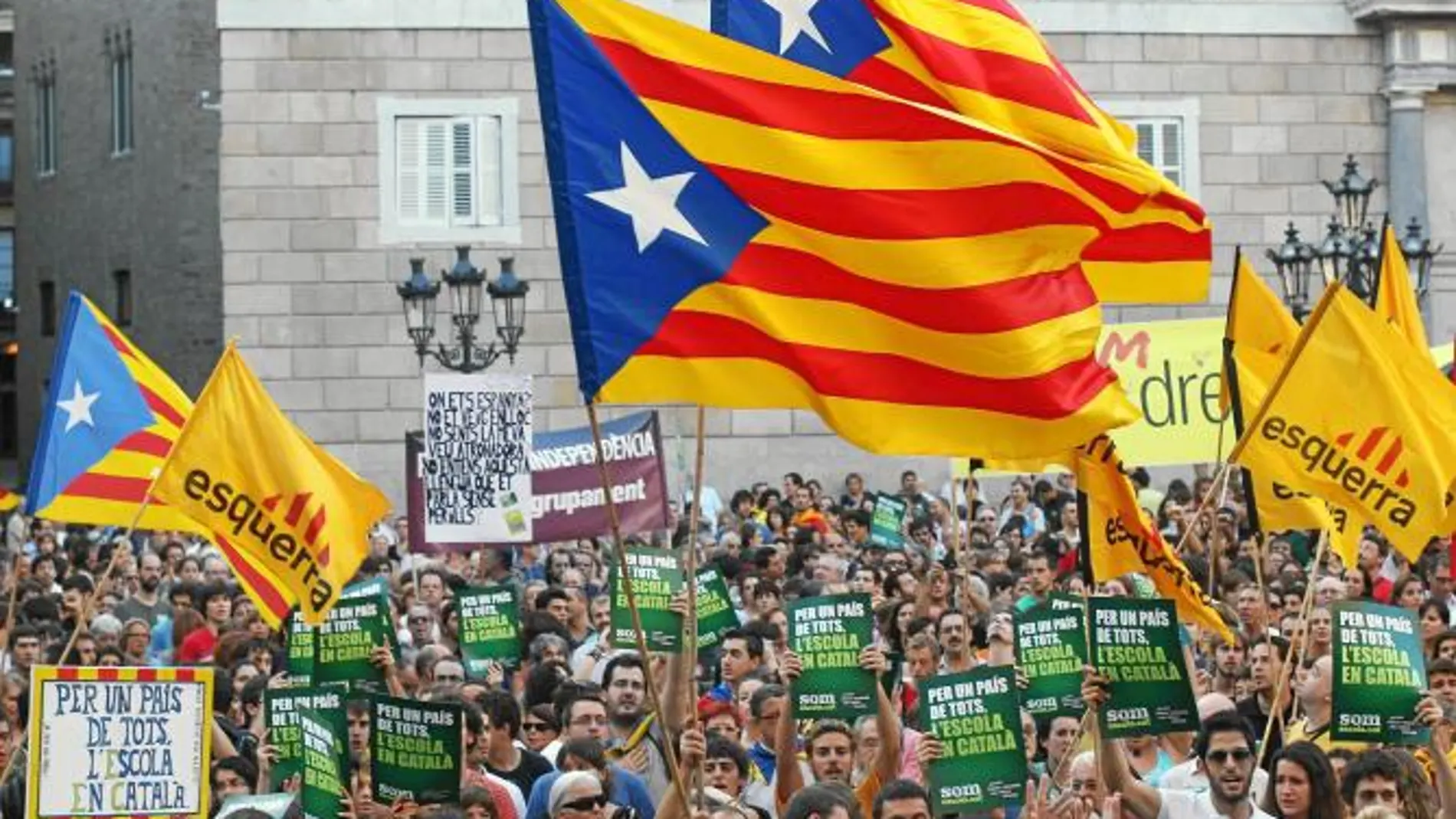 Imagen de archivo de una manifestación nacionalista a favor de la inmersión en catalán en la escuela