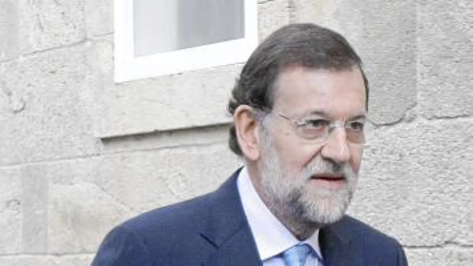 Su reforma impondrá un currículum básico para todas las etapas educativas