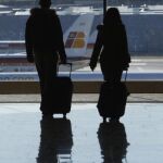 Iberia no podrá anular el billete de vuelta en caso de que el pasajero no use la ida