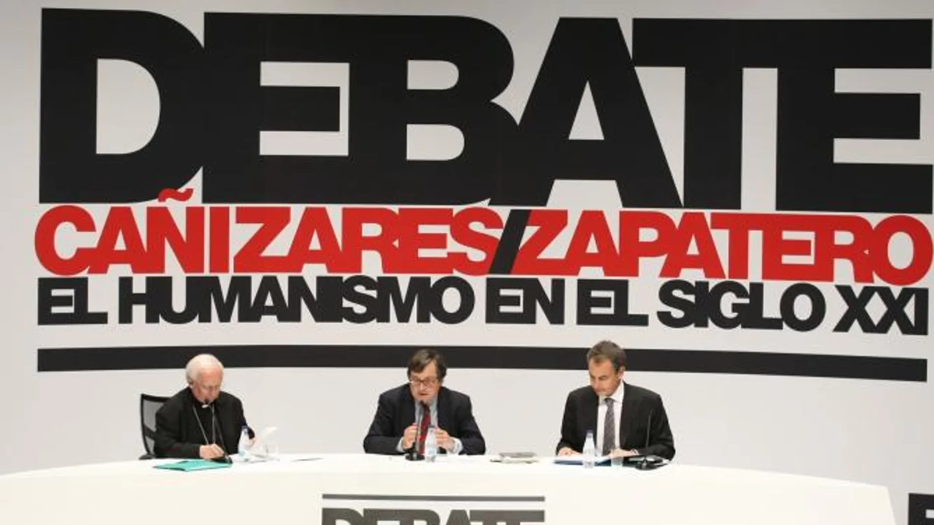 Diálogo y crisis de valores centran el debate entre Cañizares y Zapatero