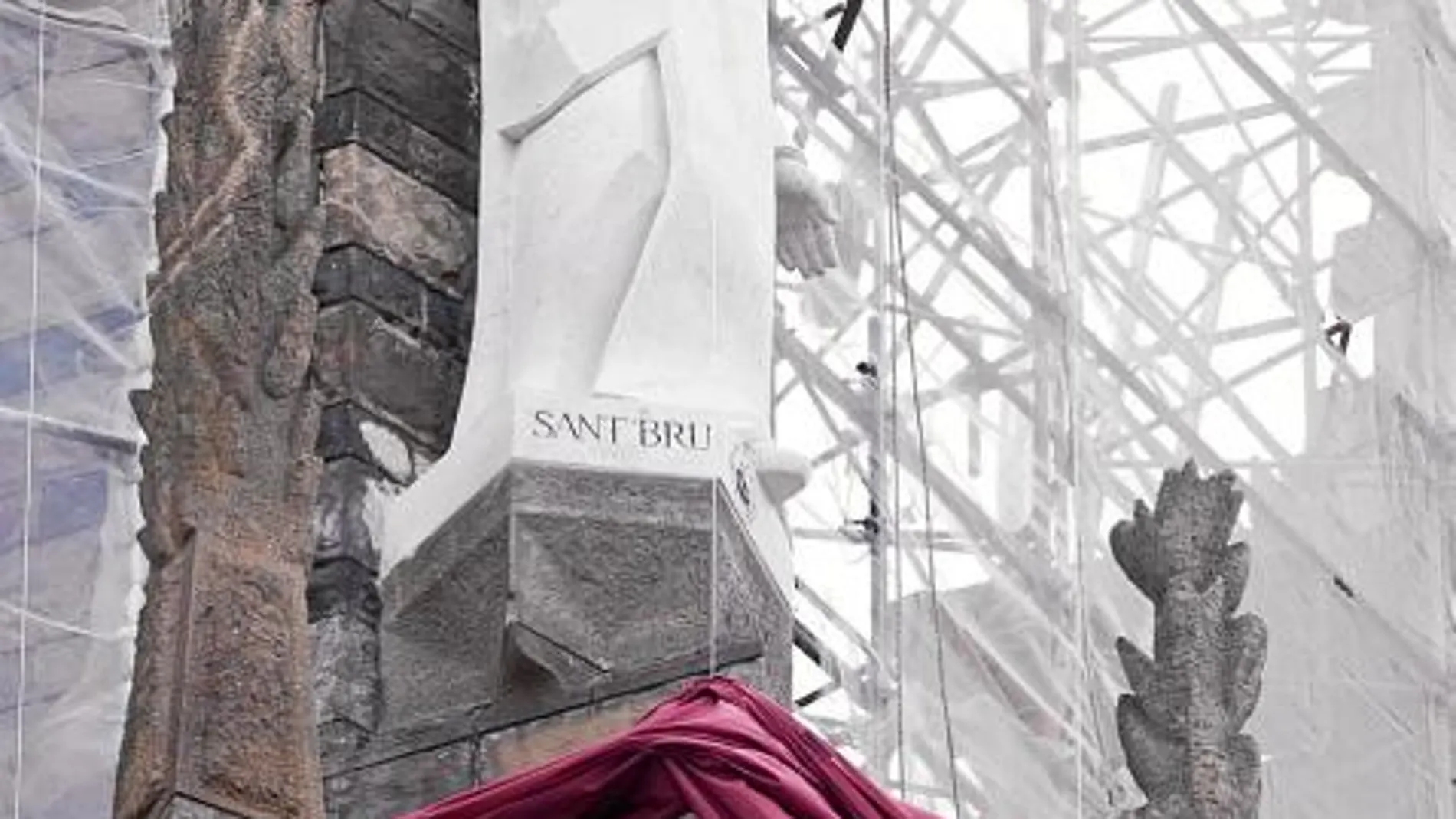 La escultura de San Bruno fue descubierta ayer