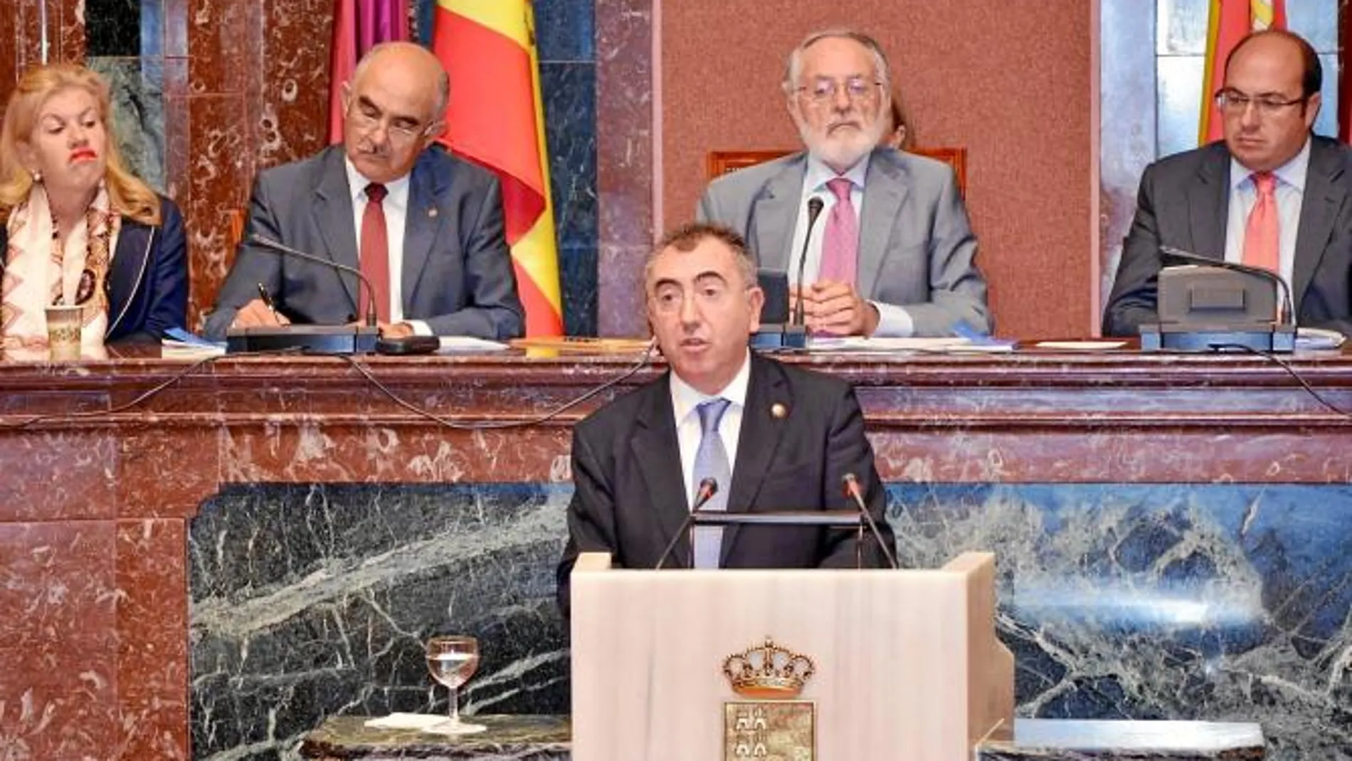 Manuel Campos, ayer durante su comparecencia en la Asamblea