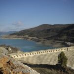 El recibo del agua debería subir un 25%, según sus gestores