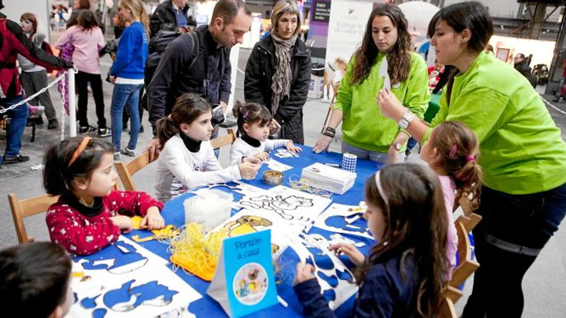 Los niños cuentan con 150 opciones lúdicas en el recinto de Fira